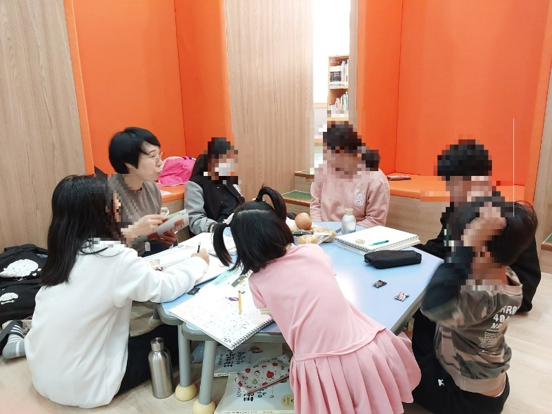 청도군가족센터, 중도입국자녀 한국어 적응을 위한 ‘무지개학당 한국어 기초반’ 운영.jpg
